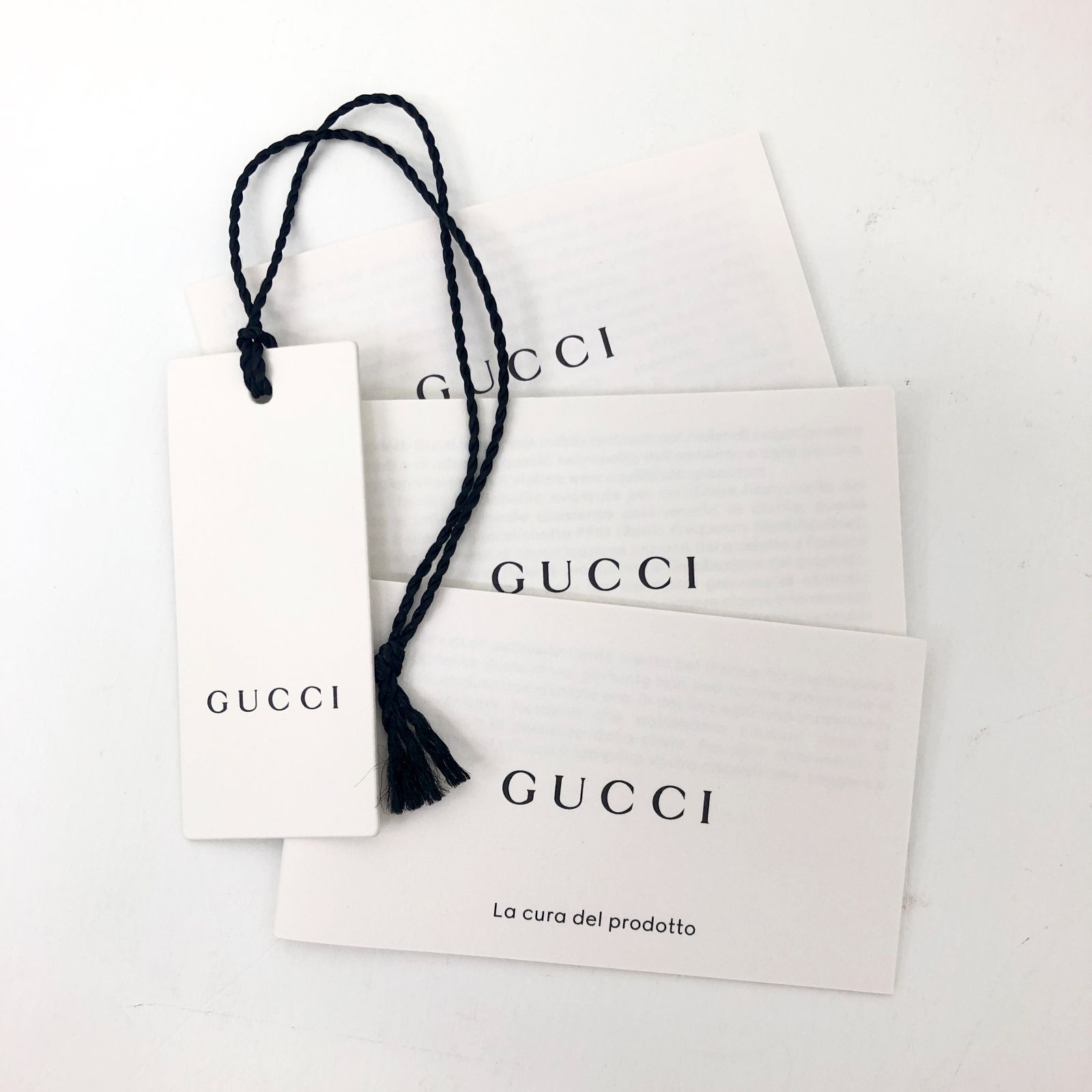新品 GUCCI グッチ iPhone15 ケース 手帳型 スマホケース GG