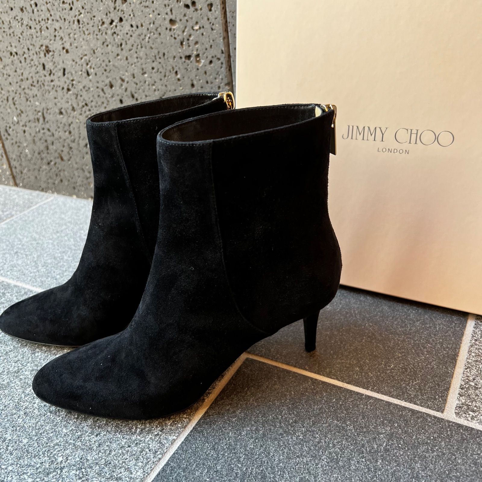 《未使用》JIMMY CHOO ジミーチュウスエードブーティ(24cm)