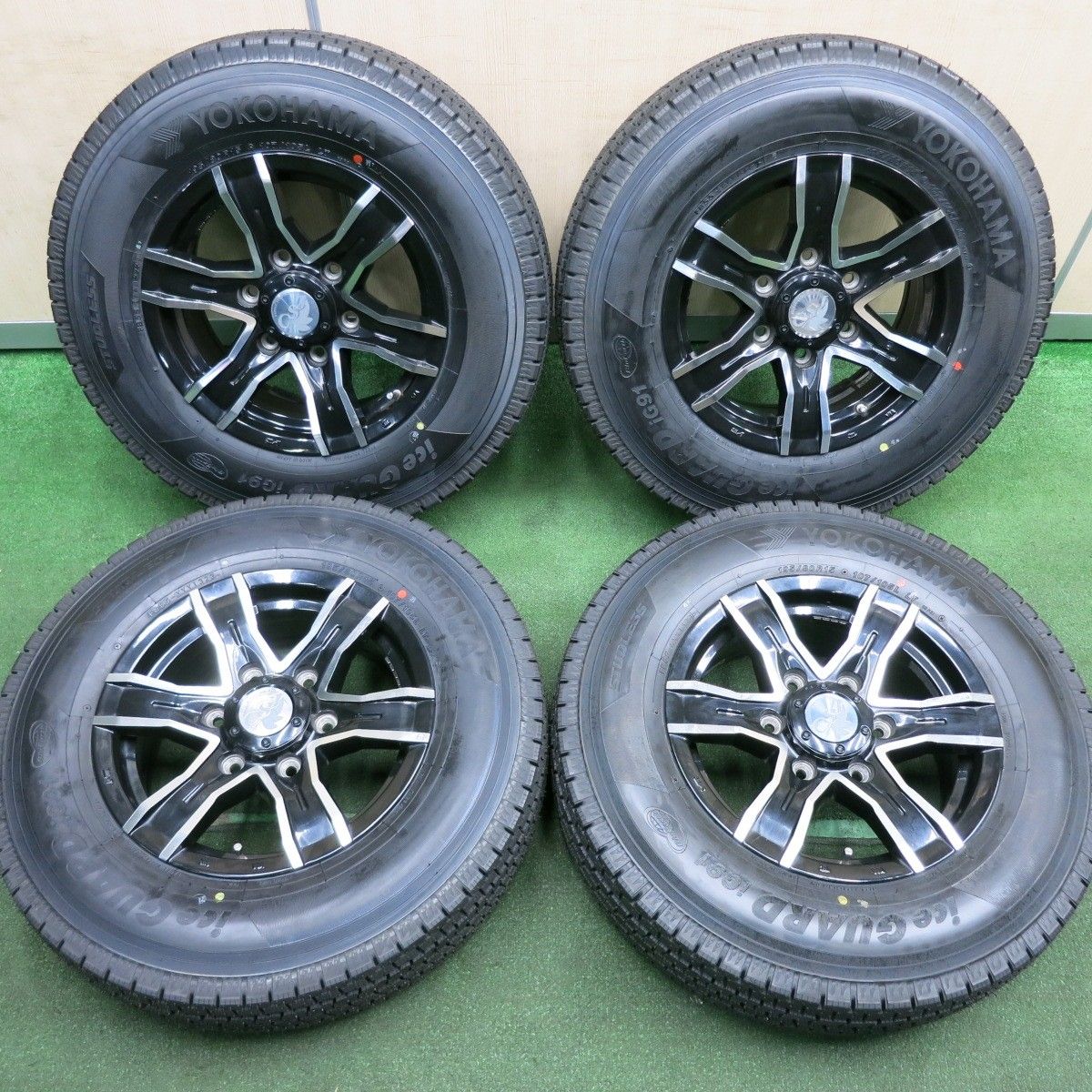 送料無料* タイヤのみ未使用！23年☆スタッドレス 195/80R15 107/105L 