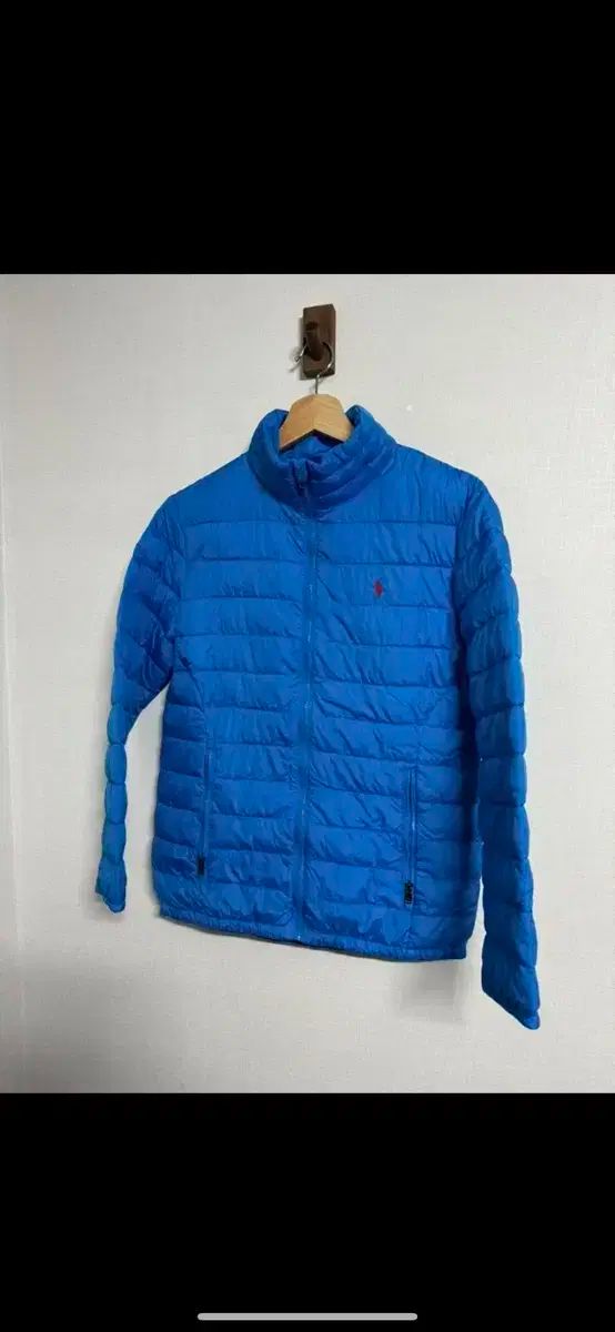 軽量 ダウンジャケット