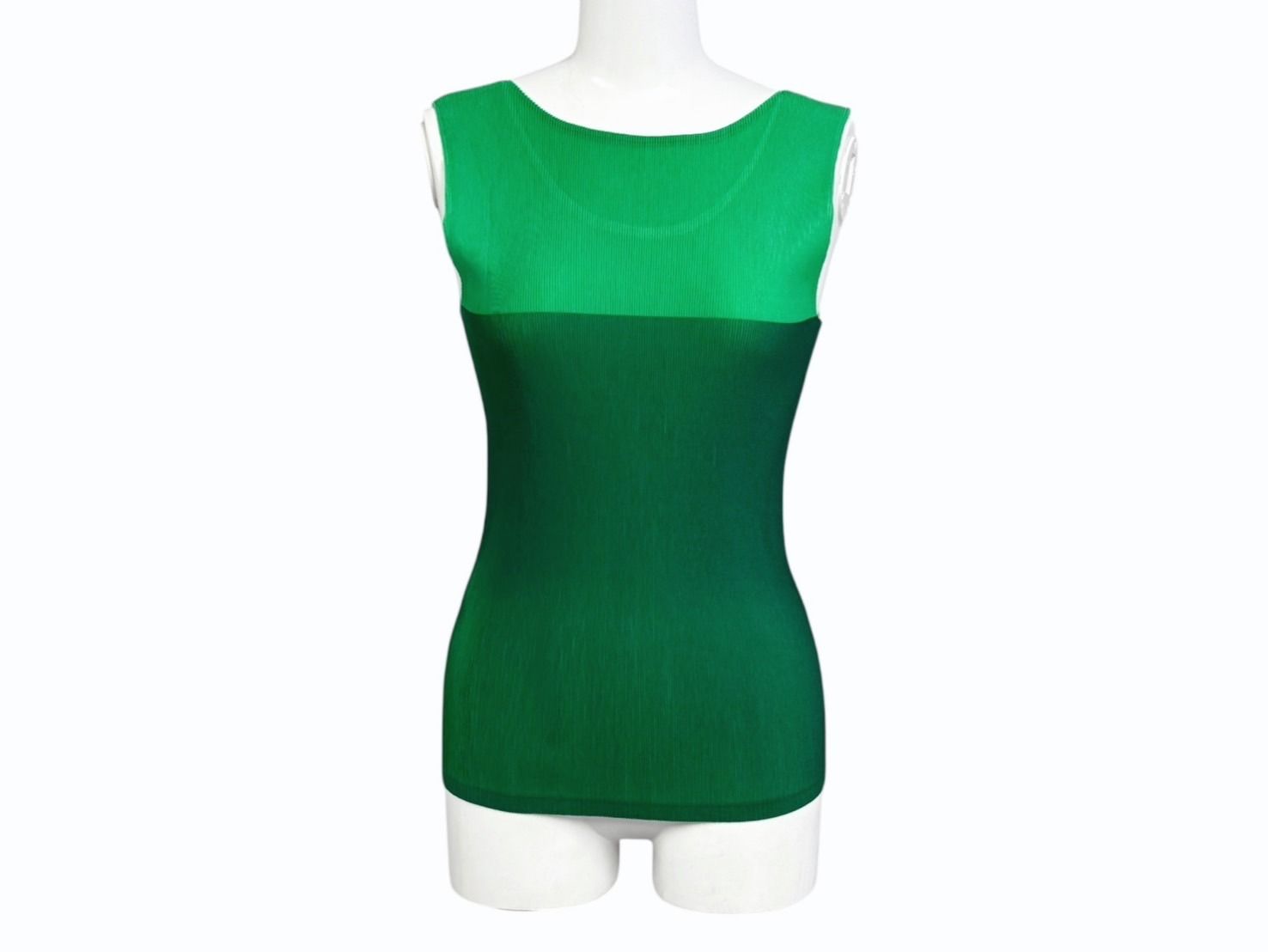 極美品 ISSEY MIYAKE イッセイミヤケ PLEATS PLEASE プリーツ