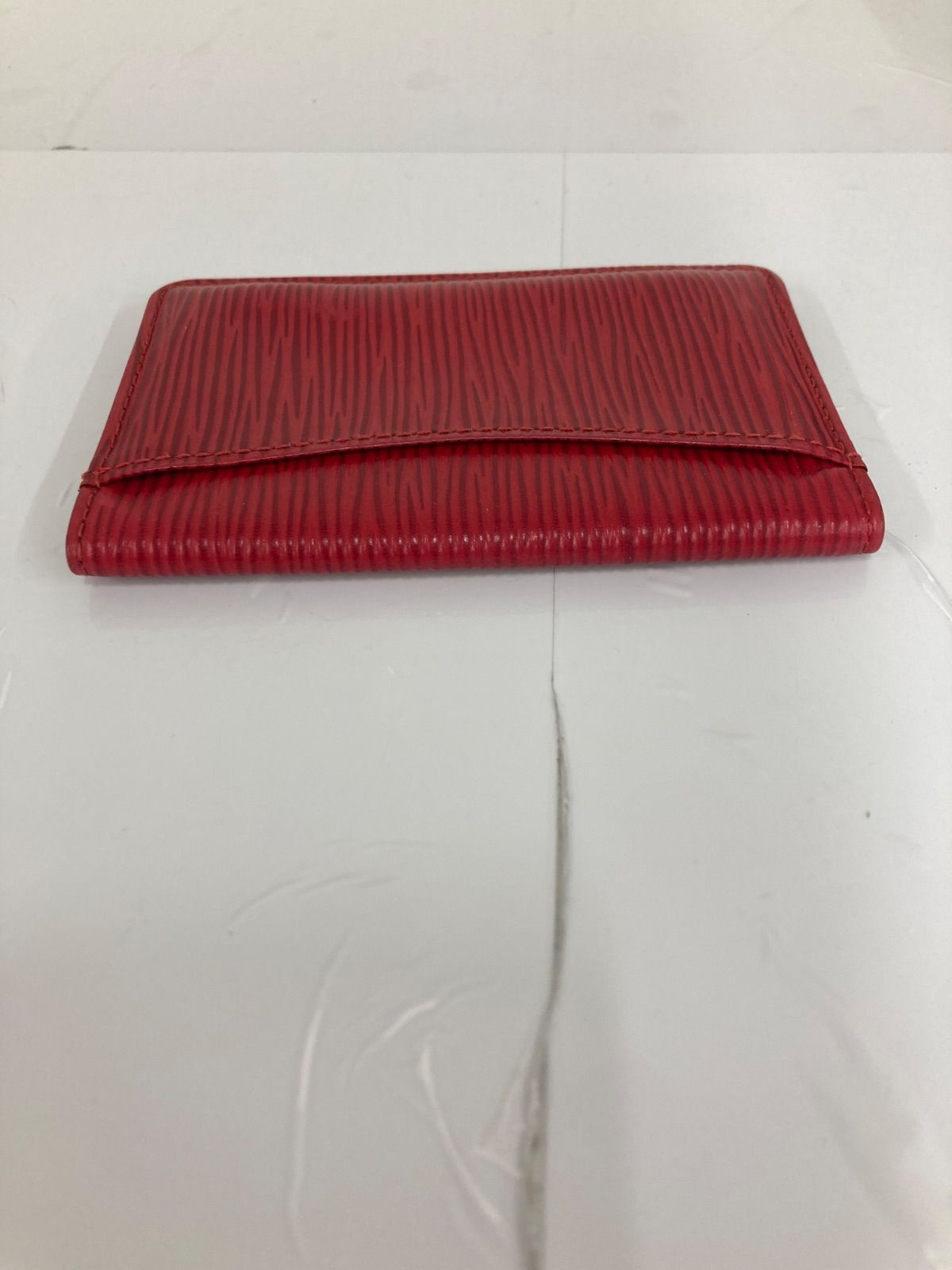Louis Vuitton エピレザー 名刺入れ レッド ルイヴィトン Louis Vuitton エピ レザー カードケース 赤【財布