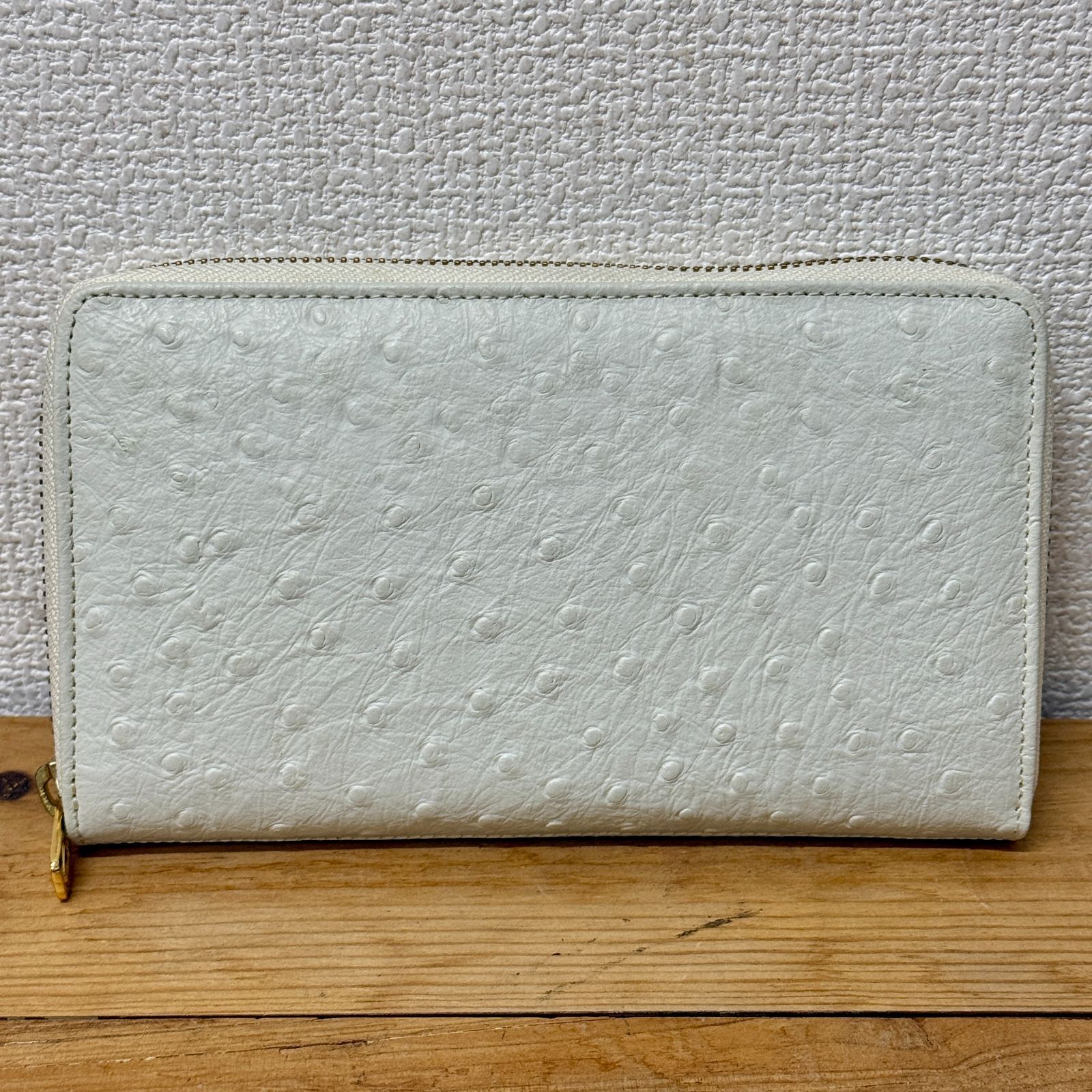 新品 白 トワニーカスタマーズクラブ オーストリッチ型 ウォレット 長財布