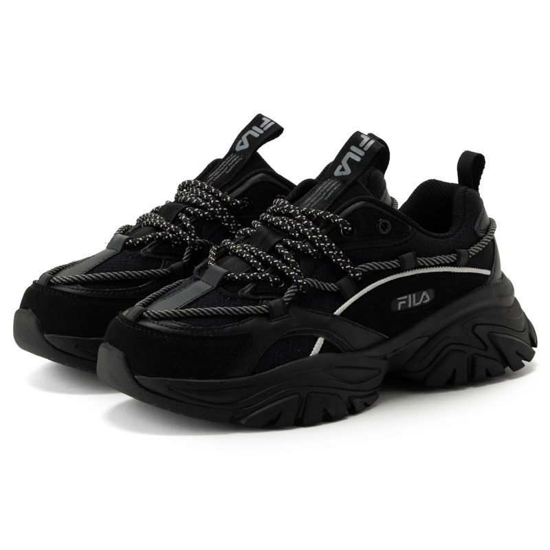 在庫限り【outlet / 処分特価品】1RM02263E001 TWINPATCH Black/Black/Black【男女兼用 UNISEX スニーカー FILA フィラ】