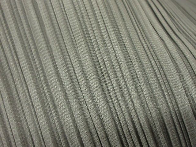 イッセイミヤケ ISSEY MIYAKE プリーツ カットソー ハイネック