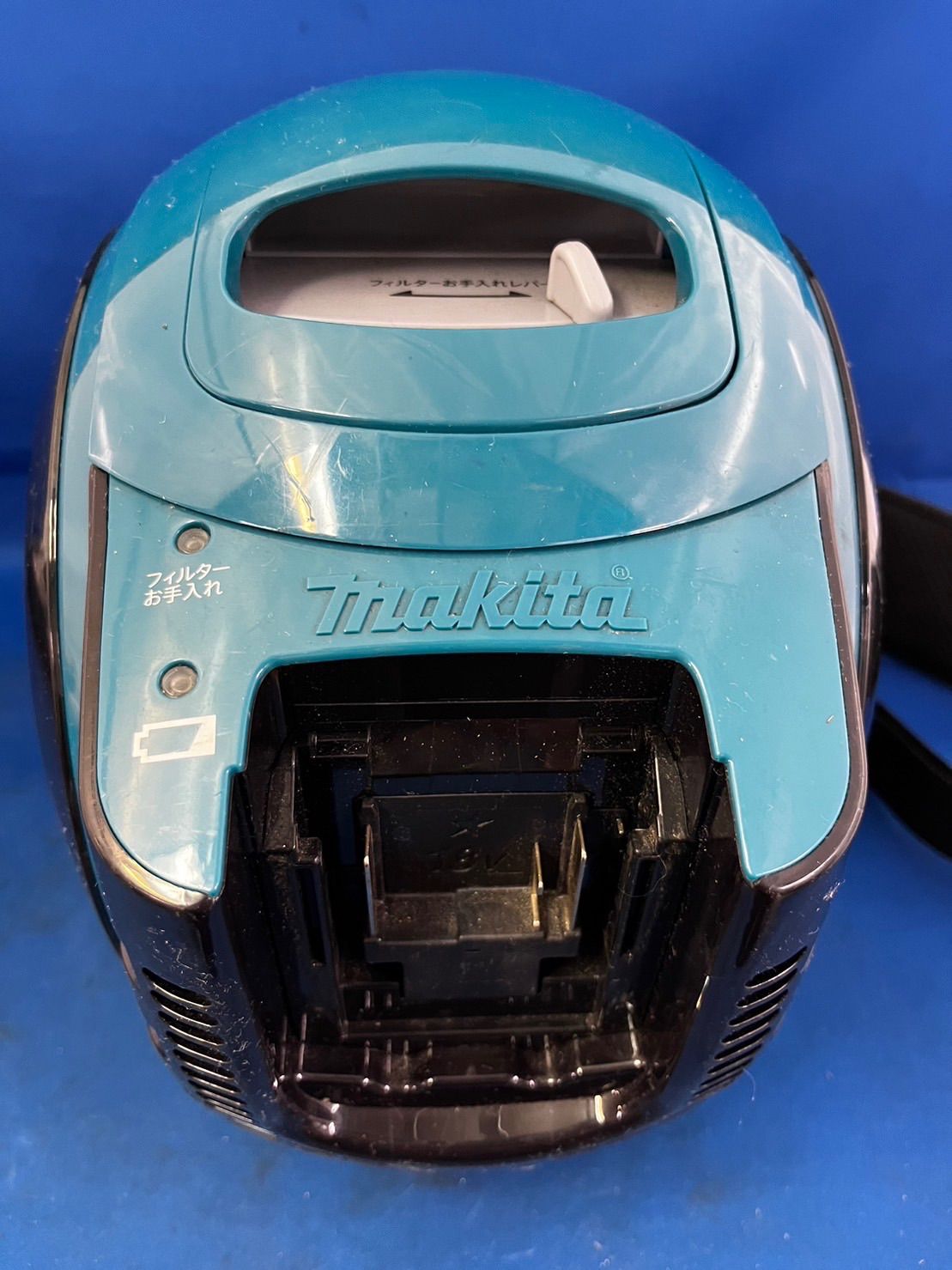 マキタ makita 充電式クリーナー CL500D 18V 本体のみ 動作確認