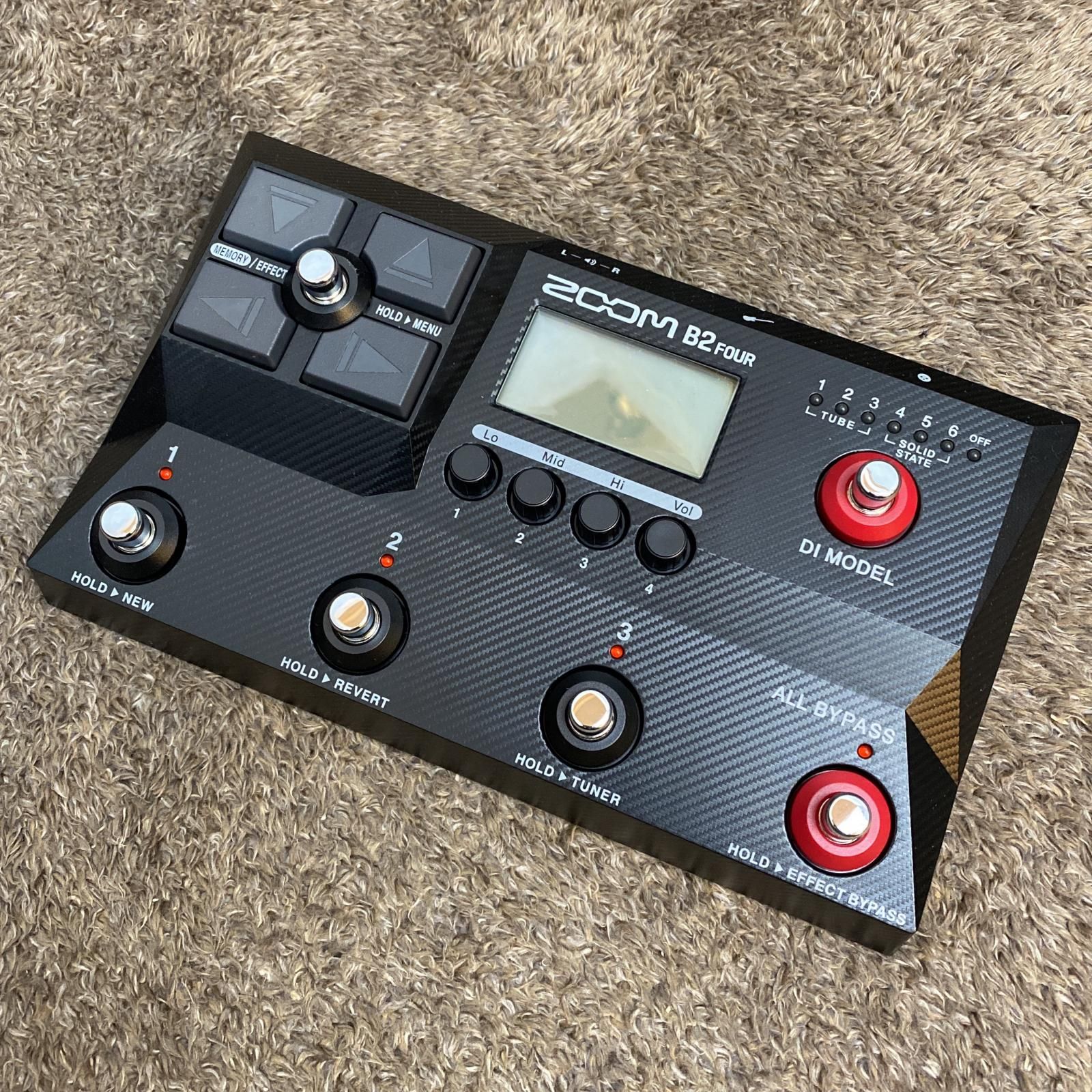 尾張小牧店 楽器 ZOOM | ズーム エフェクター B2 FOUR 472