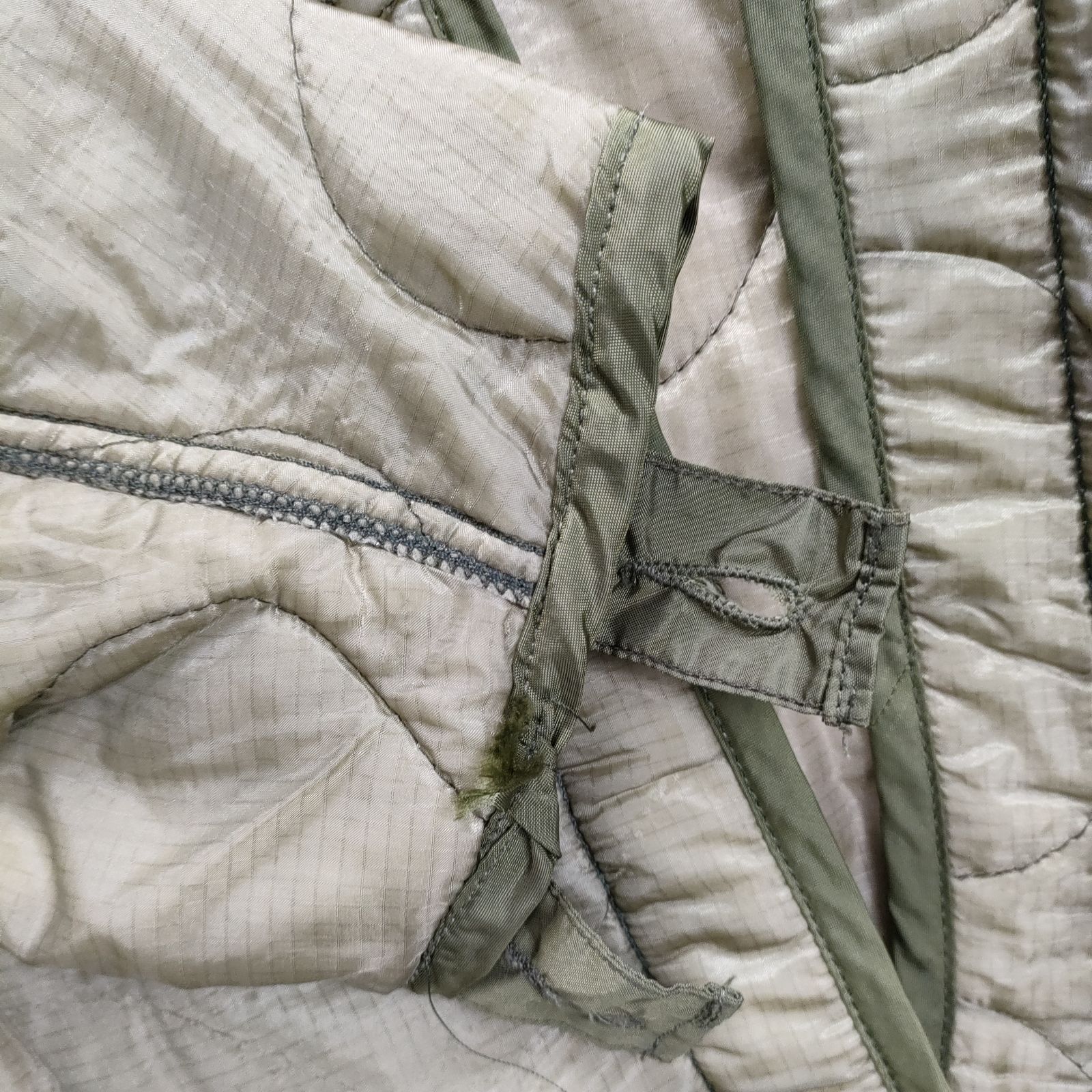 【実物】アメリカ軍Ｍ６５ジャケット用ライナー70年製 MILITARY 実物 USED 米軍 M-65 フィールドジャケット用ライナー