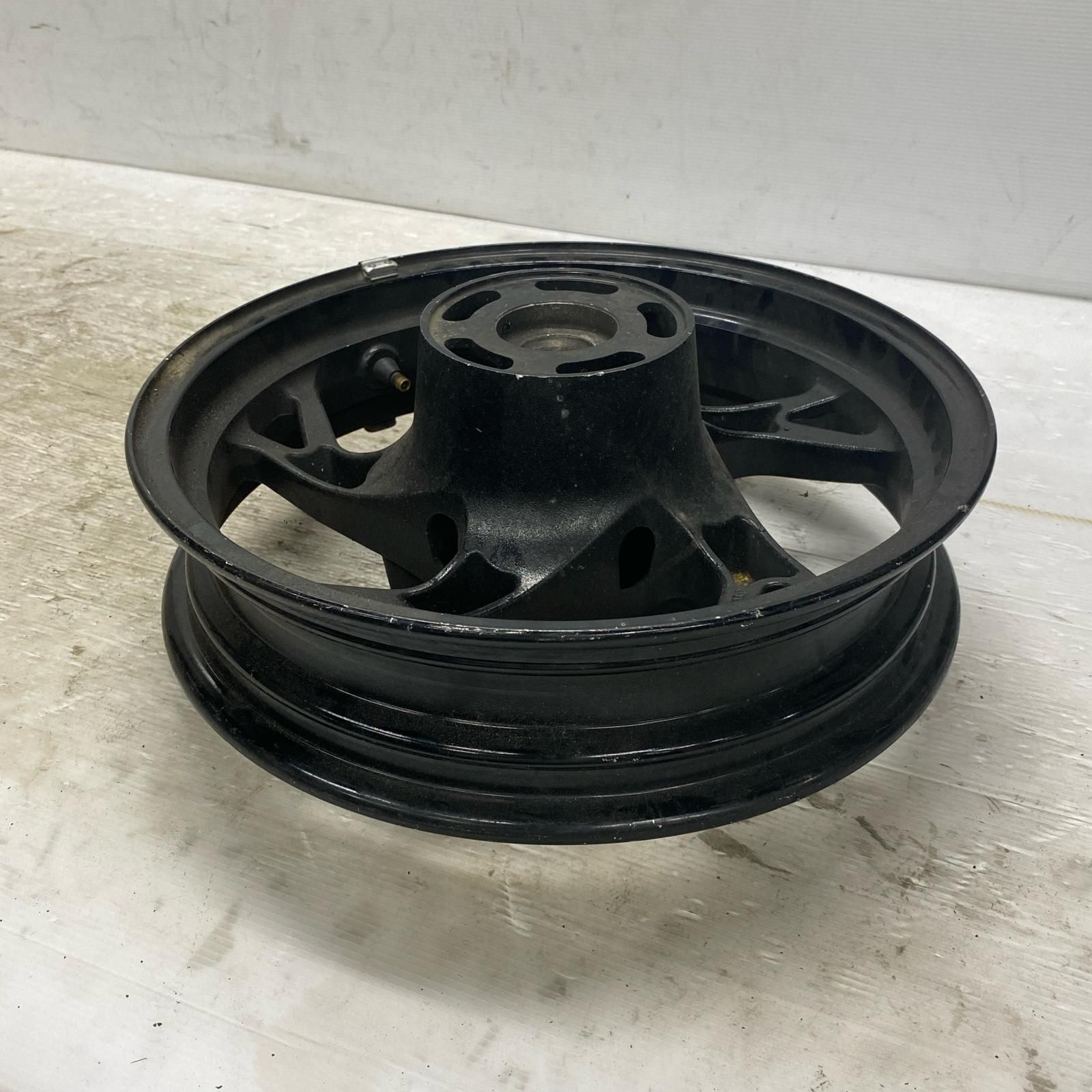 SUZUKI スカイウェイブ250 フロントホイール スズキ [M-250801-59] SUZUKI スカイウェイブ250 フロントホイール スズキ - メルカリ