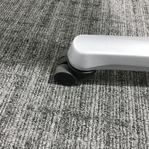 ホワイト
