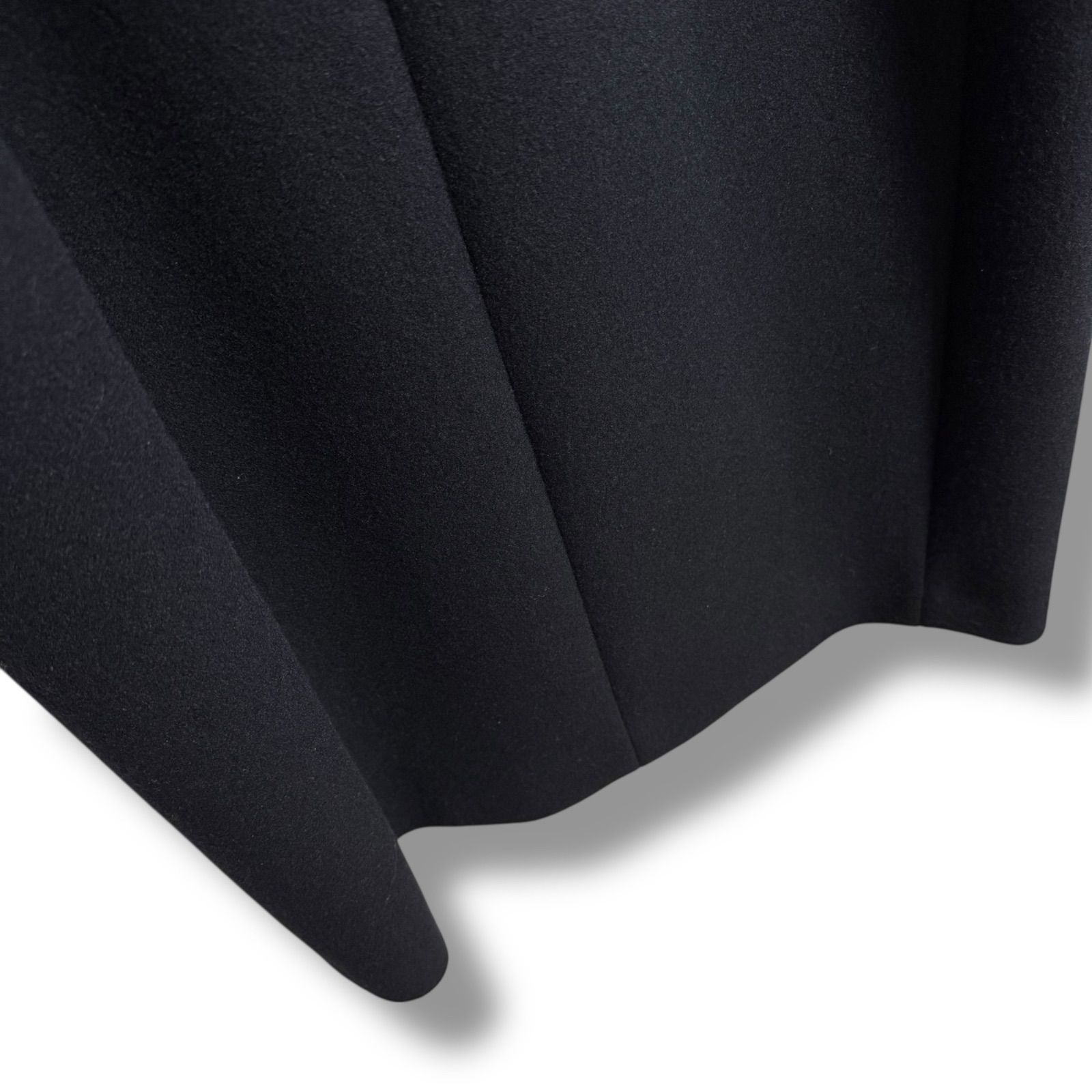 未使用に近い YLEVE ウール100% 美シルエット メルトンウールコート