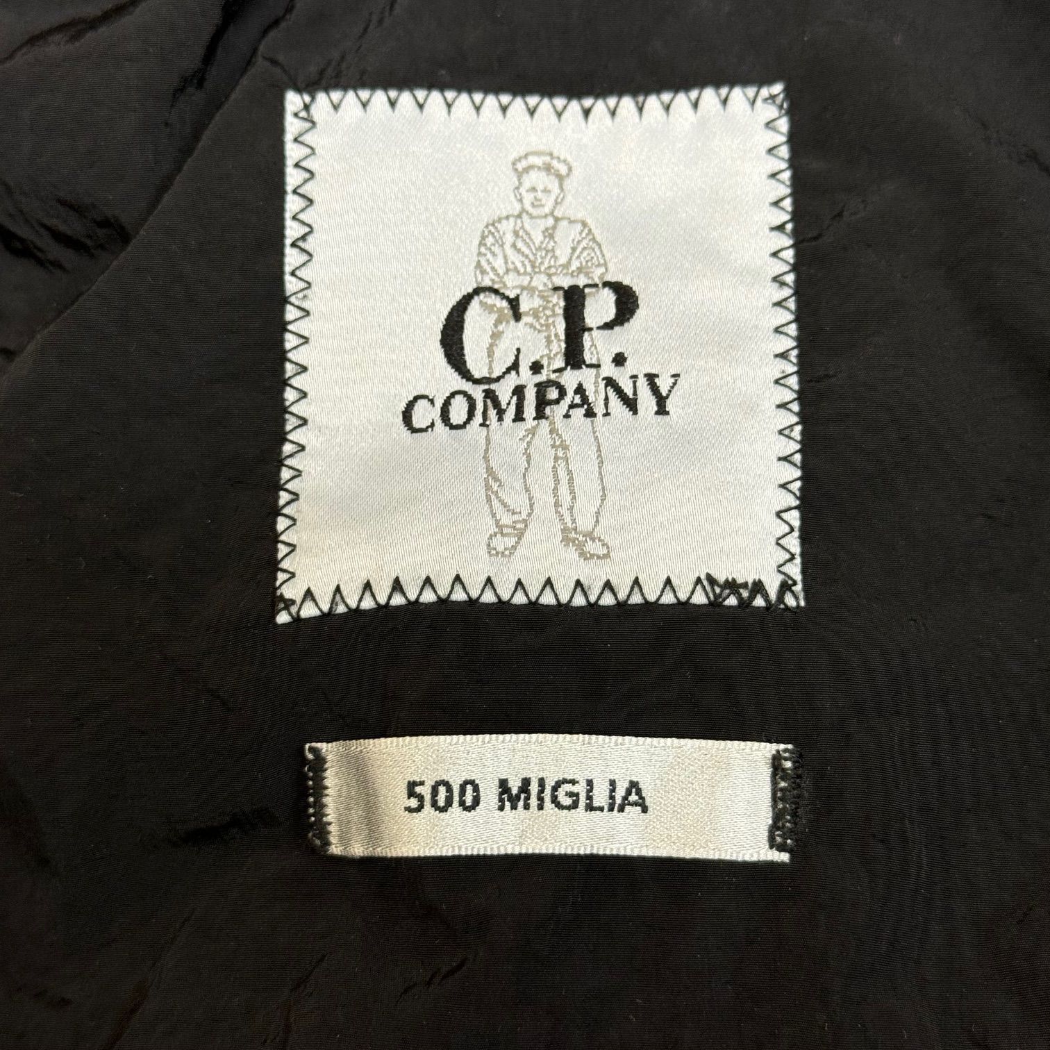 定価148500円 C.P. COMPANY CHROME-R "LA 500 MIGLIA" GOGGLE UTILITY JACKET ゴーグルユーティリティジャケット ナイロン シーピーカンパニー 16CMOW011A-005904G ブラック 50