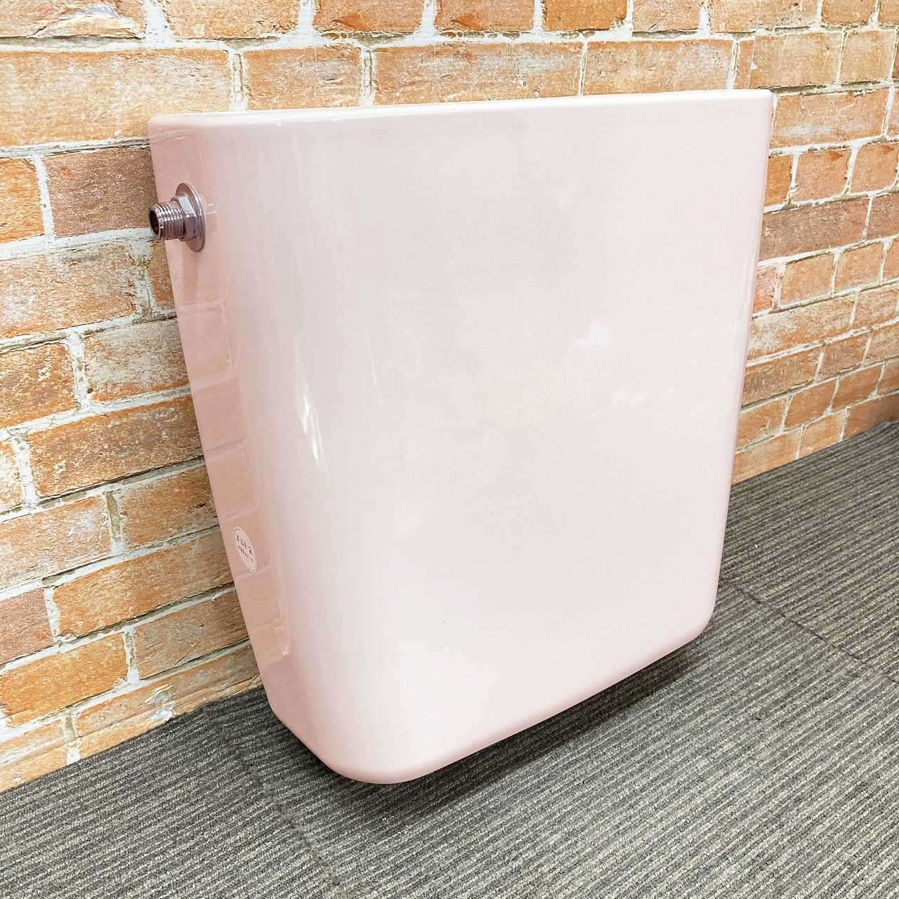 品 TOTO 洋式 トイレ便器 蓋なし ロータンクのみ 型番不明 SR2 パステルピンク 7J092604