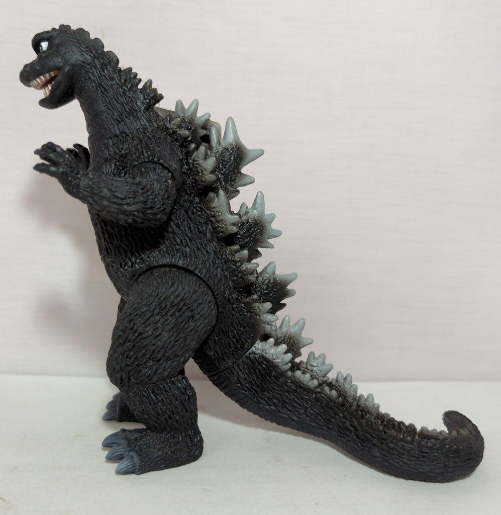 バンダイ