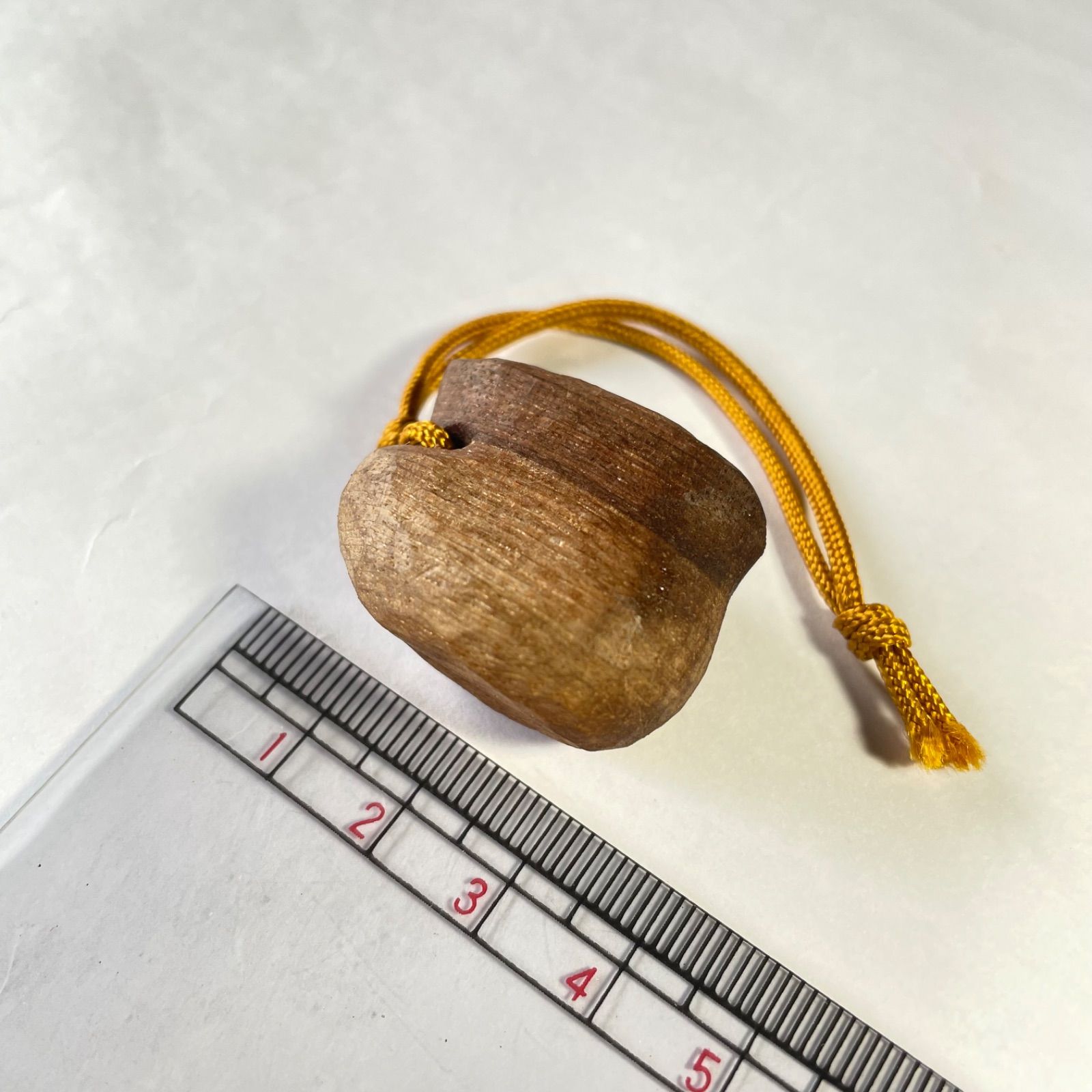 木彫アクセサリー 胡桃(ウォールナット)原始根付(WH3126