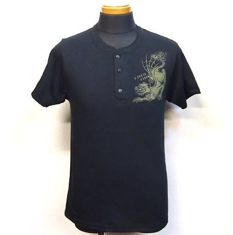 ヘンリーネックTシャツ