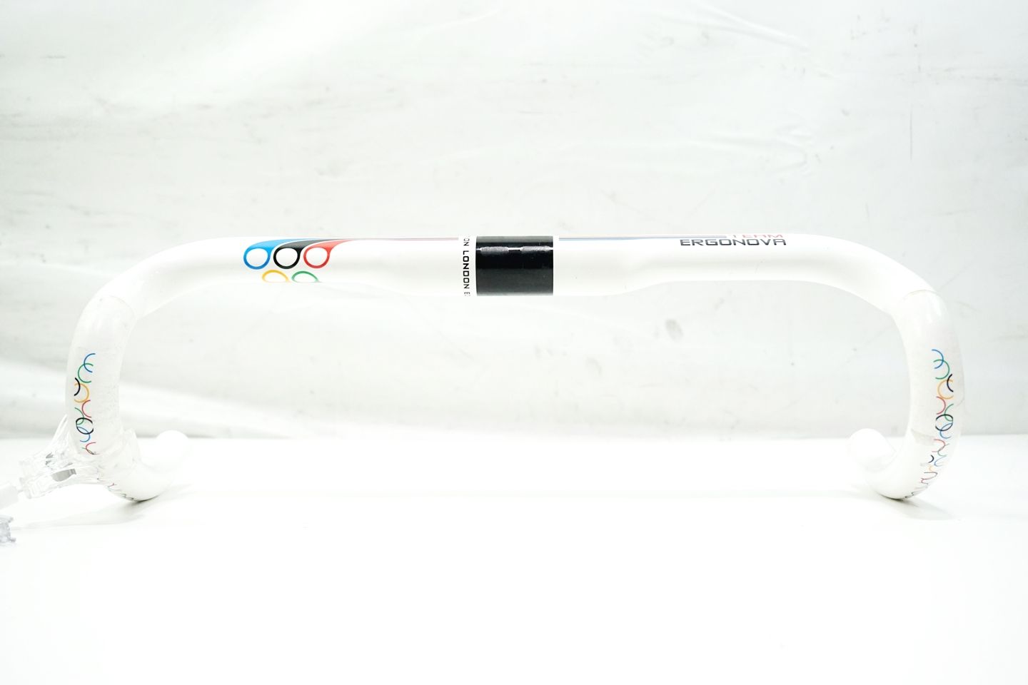 3T 「スリーティー」 ERGONOVA TEAM LONDON EDITION Φ31.8 420mm ハンドル / バイチャリ中目黒店