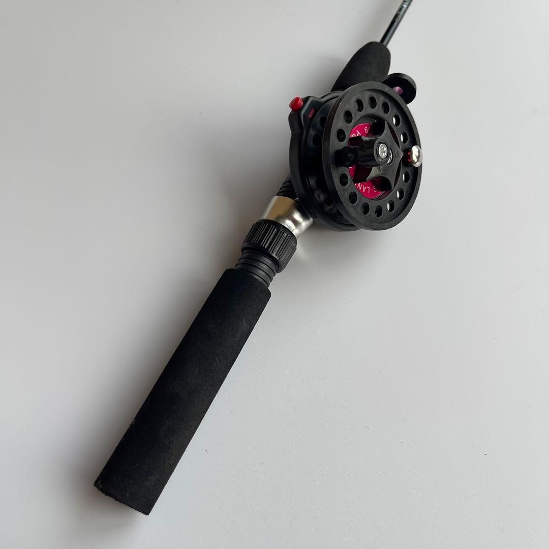 コンパクトロッド 短竿 黒 2本セット 62cm リール付き 穴釣り