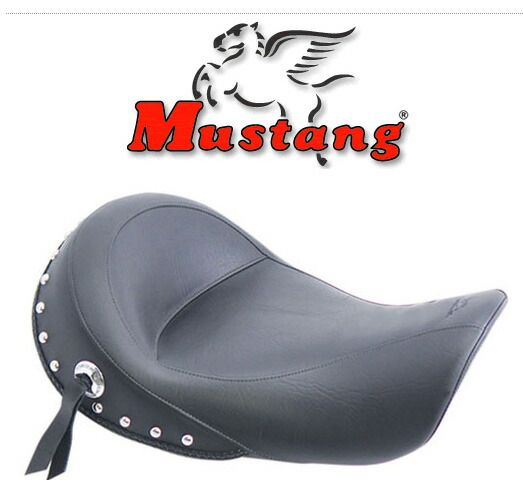 Mustang STUDDED STYLE シート 2006〜17年ダイナ ソロシート