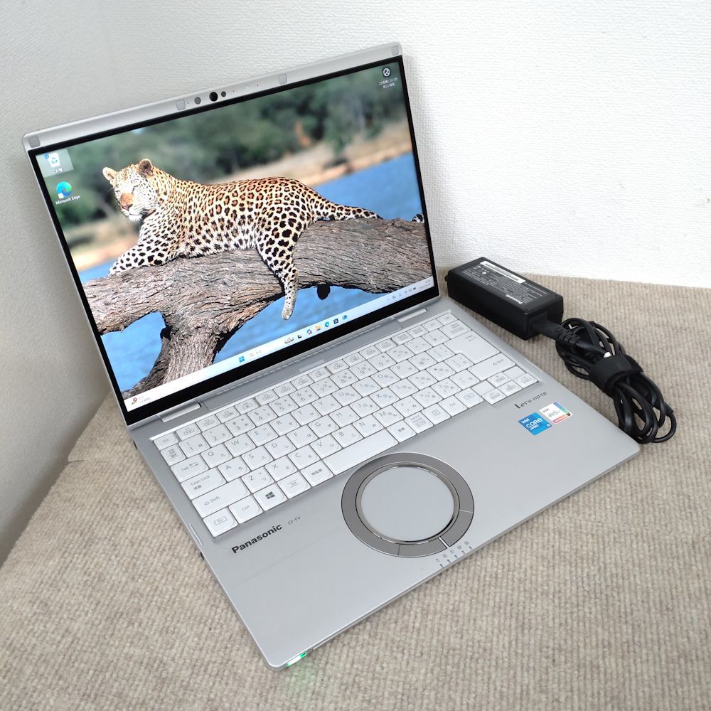 送料無料 Panasonic レッツノート CF-FV1 | I5-1145G7 | 16GBメモリ | SSD256GB | Windows11 | LTE | 14型 | カメラ内蔵 | 無線LAN | NB097