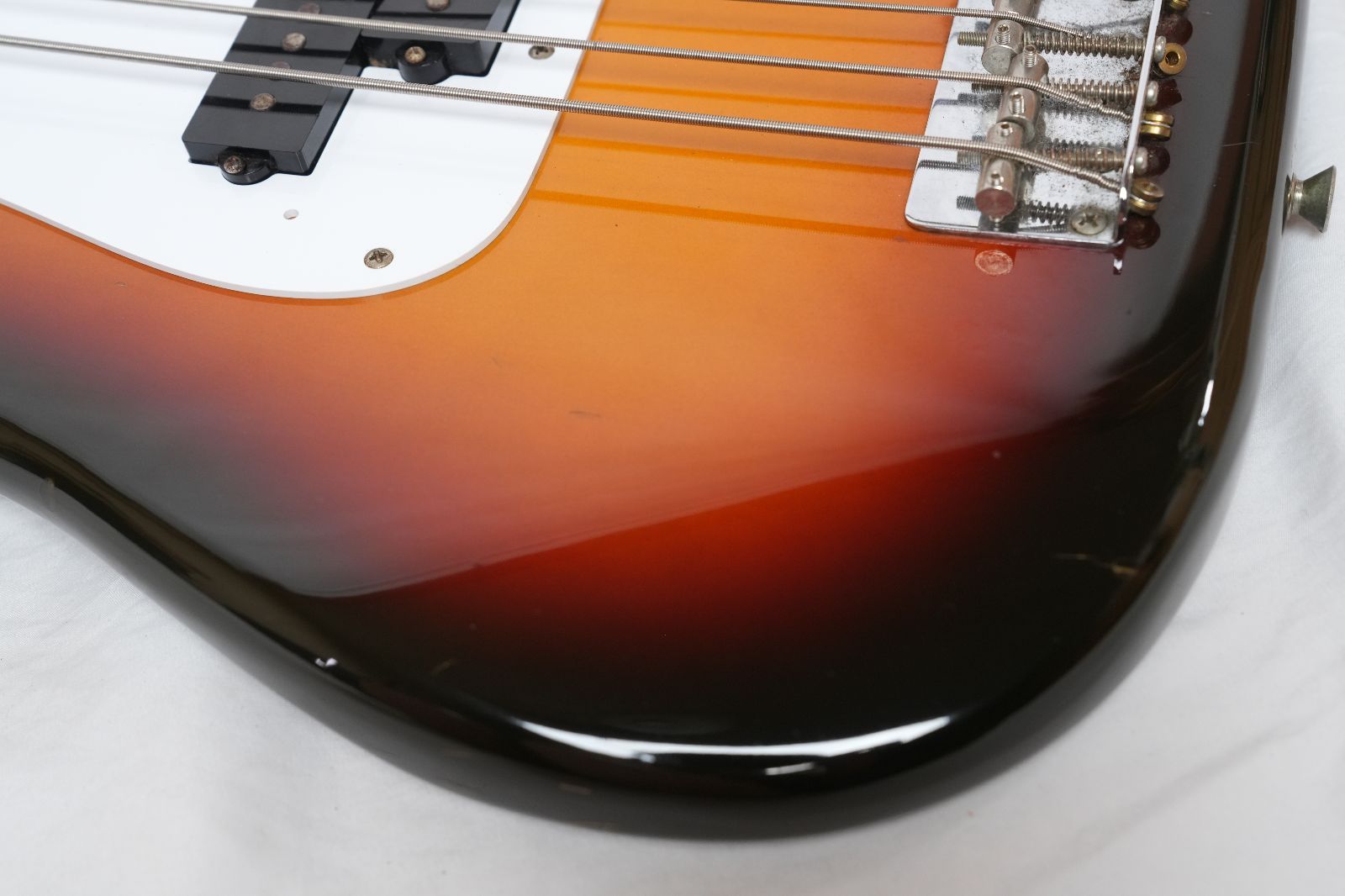 ☆Squier by Fender☆SPB-33 PRECISION BASS 3TS Silver Series 1991