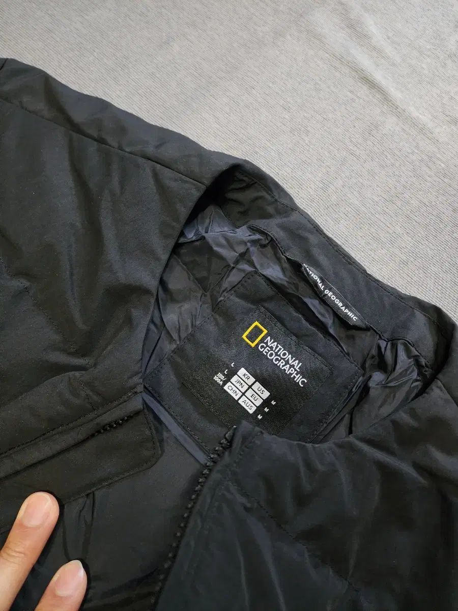 100 L