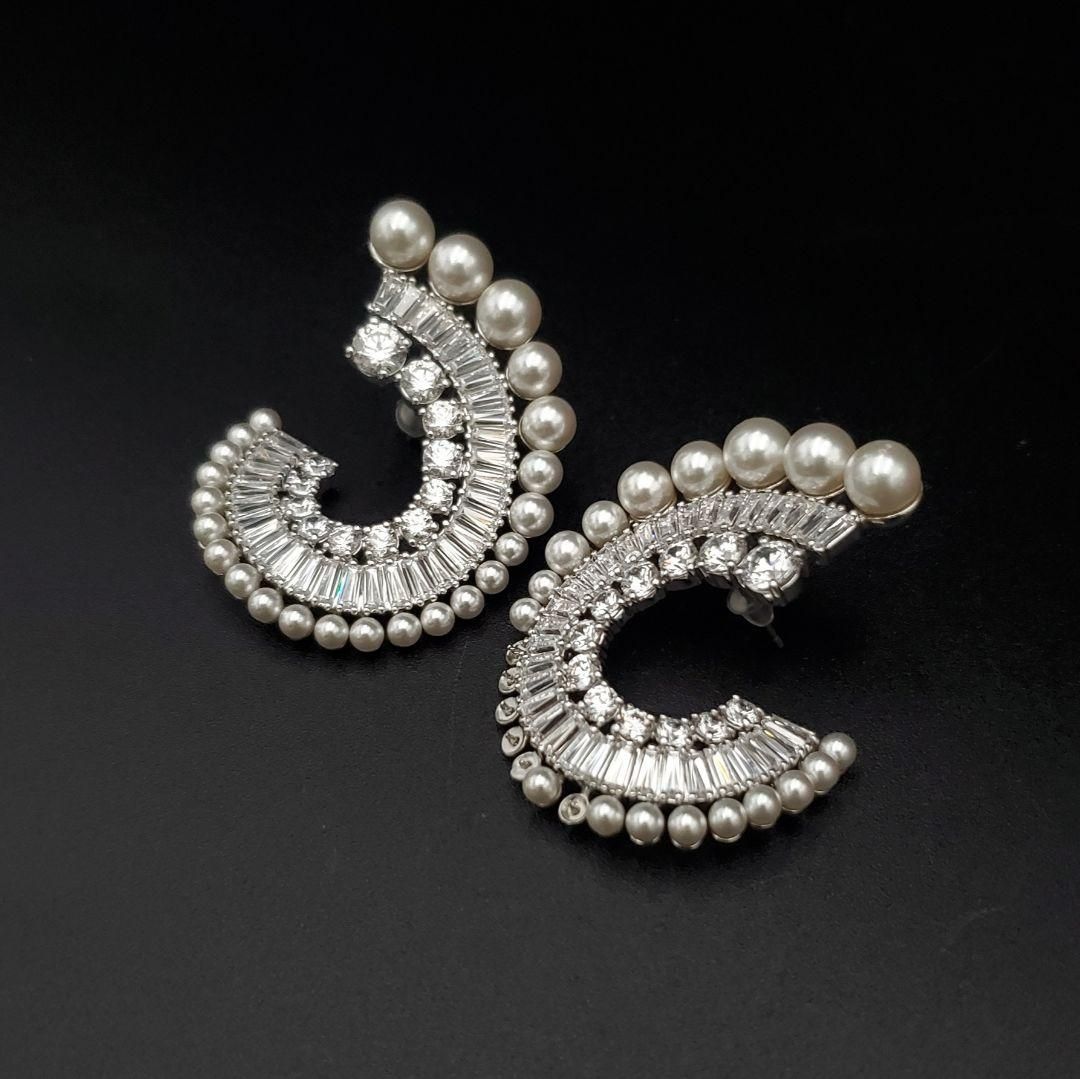 Swarovski スワロフスキー ドロップピアス クリスタル パール アリアナグランデコラボ ラグジュアリー