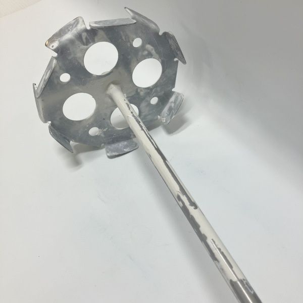 マキタ makita 充電式カクハン機 UT130D 本体のみ コードレス ミキサー 18V 羽根径165mm 塗料 リシン モルタル 攪拌≡DT6649