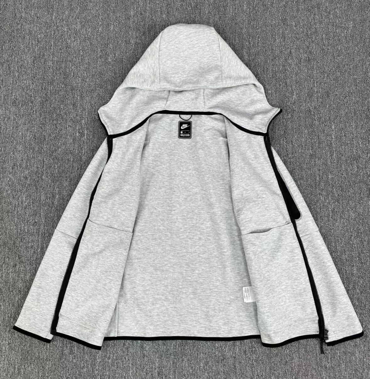 Tech fleece