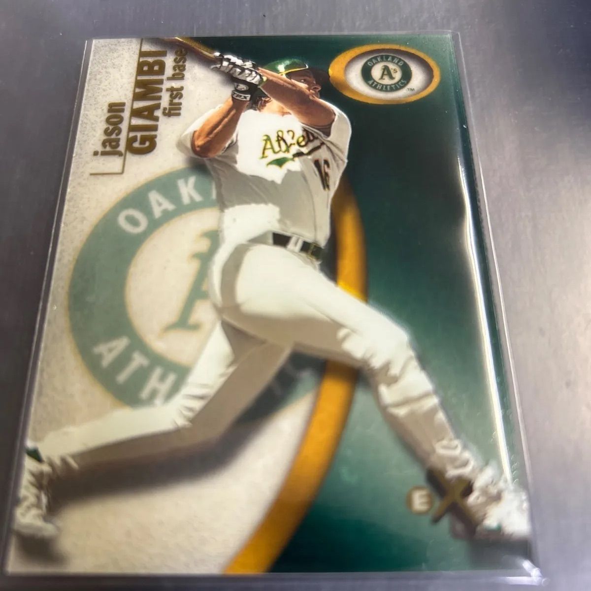 最も  MLB オークランドアスレチックス ジェイソンジアンビ Fleer 2001 プロ野球