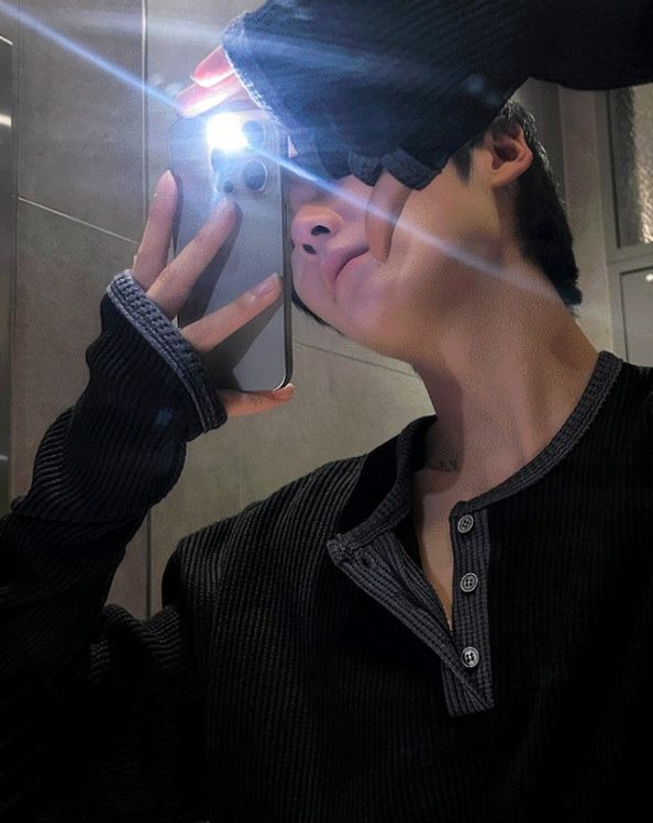 COSYHARU コシハル 公式]フィンガーホールワッフルヘンリー