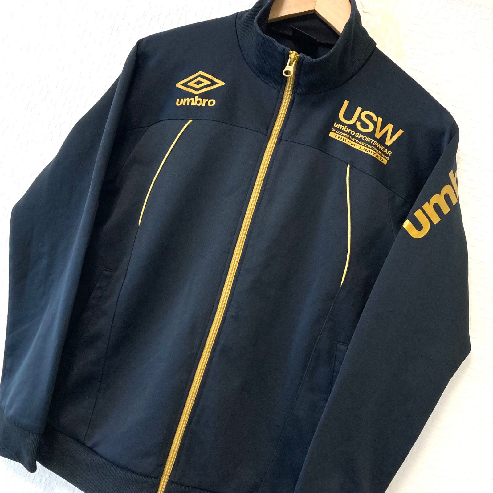 UMBRO アンブロ ENGLAND代表 トラックジャケット デサント製 L w^)b UMBRO アンブロ デサント ジップアップ トラック