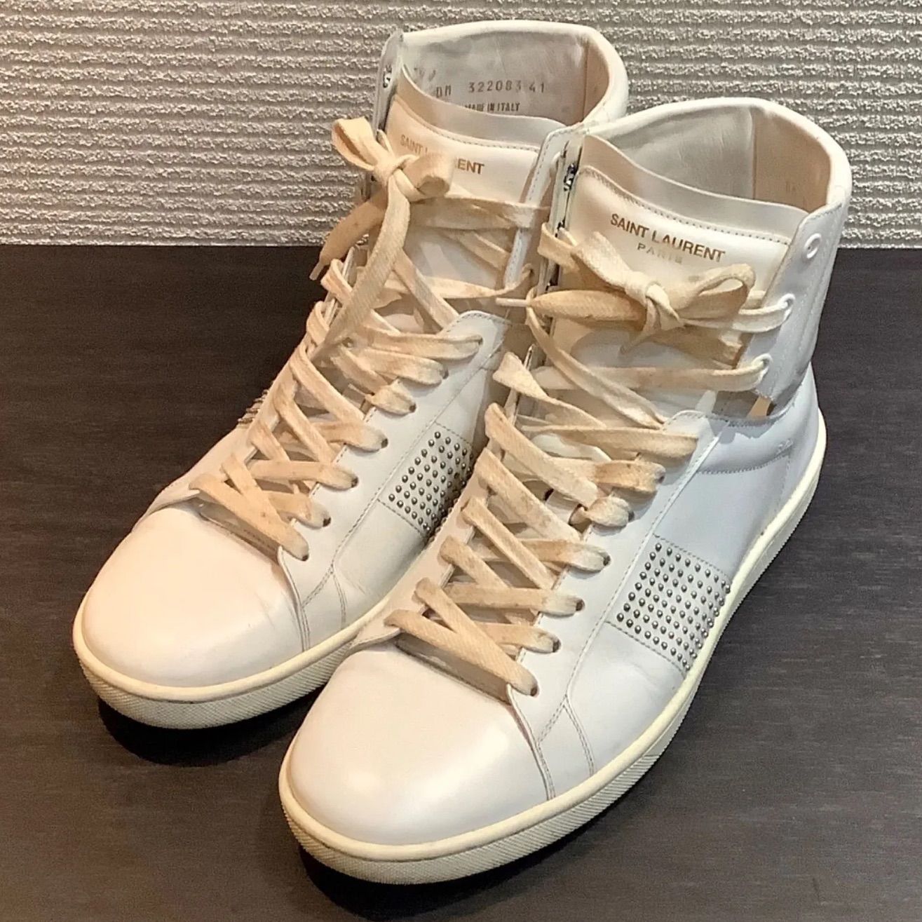 SAINT LAURENT ホワイト スタッズ　ハイカットスニーカー サンローラン SAINTLAURENT スタッズ ハイカット スニーカー
