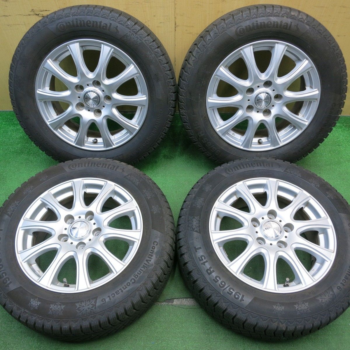 ぺこ　195/65R15 バリ溝スタッドレス　トヨタ車 ぺこ 195/65R15 バリ溝スタッドレス トヨタ車 195/65R15 バリ溝