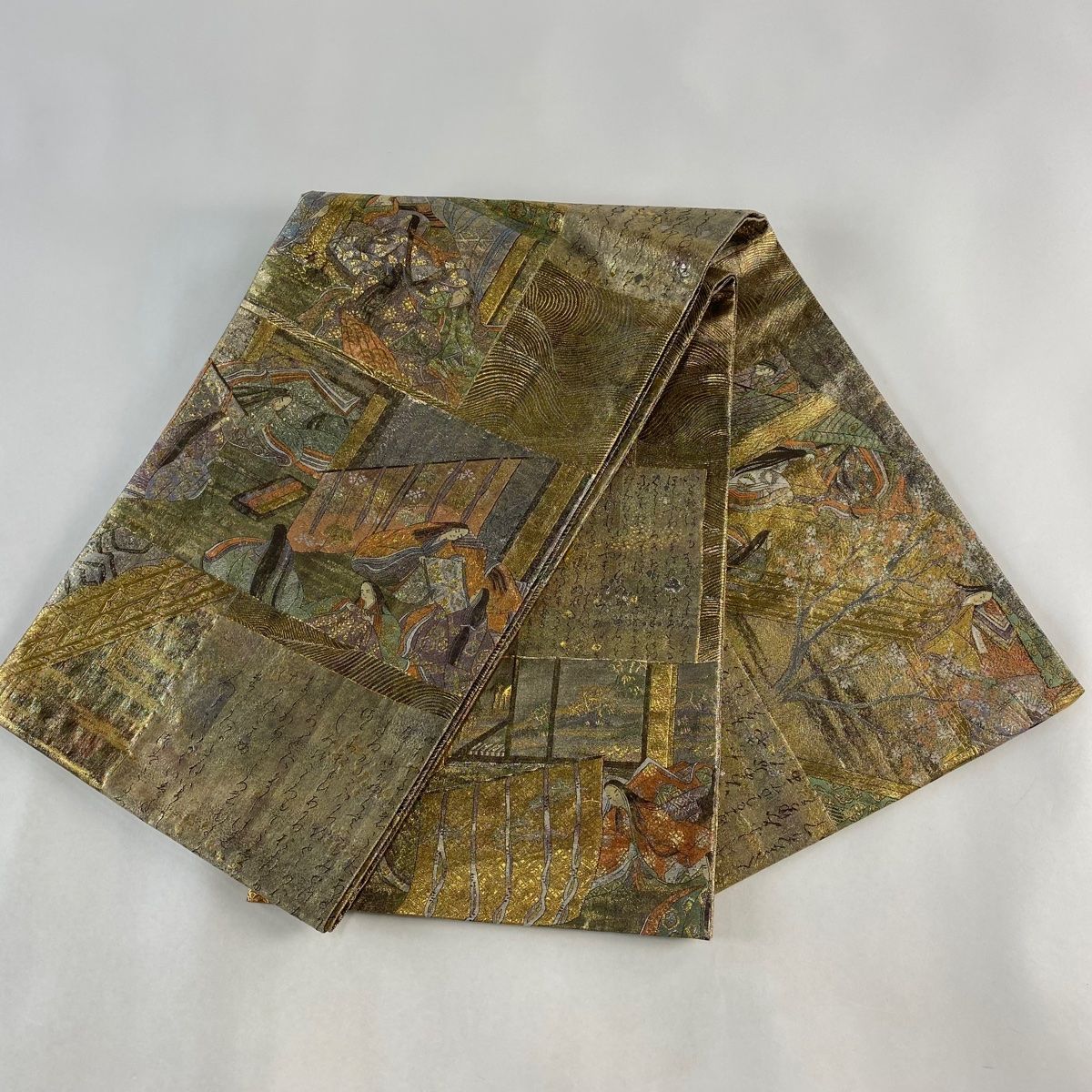 丸帯 美品 名品 姫 人物 箔 金色 お太鼓柄 正絹 【中古】 - メルカリ 