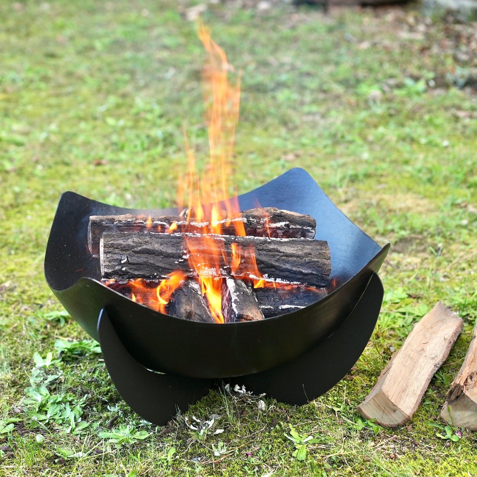 焚き火台】PRIMUS ファイヤーピットS & 専用ケース プリムスの焚き火台