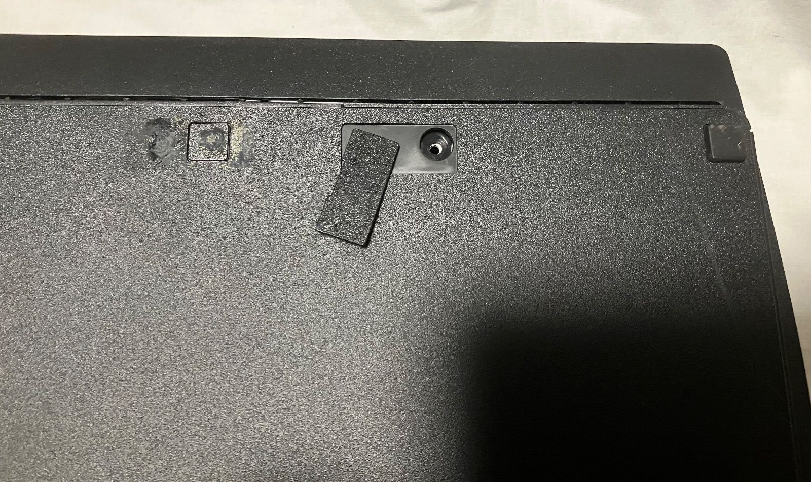 チャコールブラック