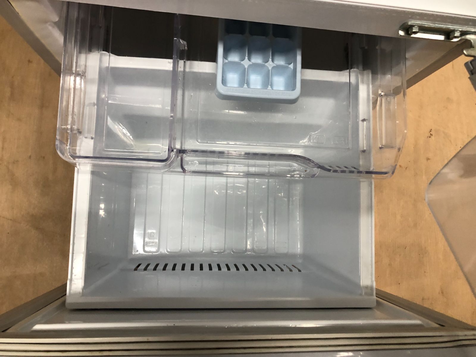 送料無料 三菱 冷蔵庫 MR-P15S-S 146L 動作良好 1028-1 送料無料 三菱 冷蔵庫 MR-P15S-S 146L 動作良好 1028-1 MR-P15S-S｜