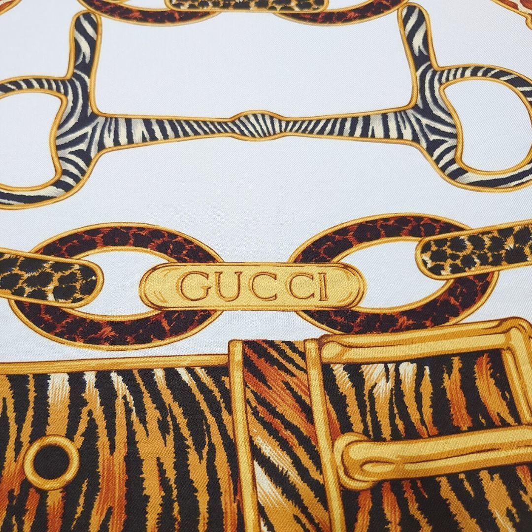 お値下げ！GUCCI グッチ スカーフ シルク100％ アニマル柄