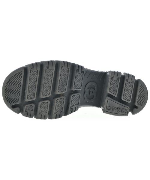 GUCCI ビジネス