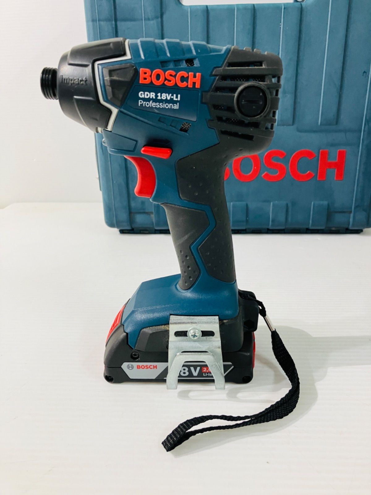 ★ 最終大幅お値下げ　BOSCH  ボッシュ   充電式インパクトドライバー&充電器 GDR 18V-LI&GAL 1880 CV  お仕事　職人 DIY   ボッシュ株式会社　現状品　3.33kg　★