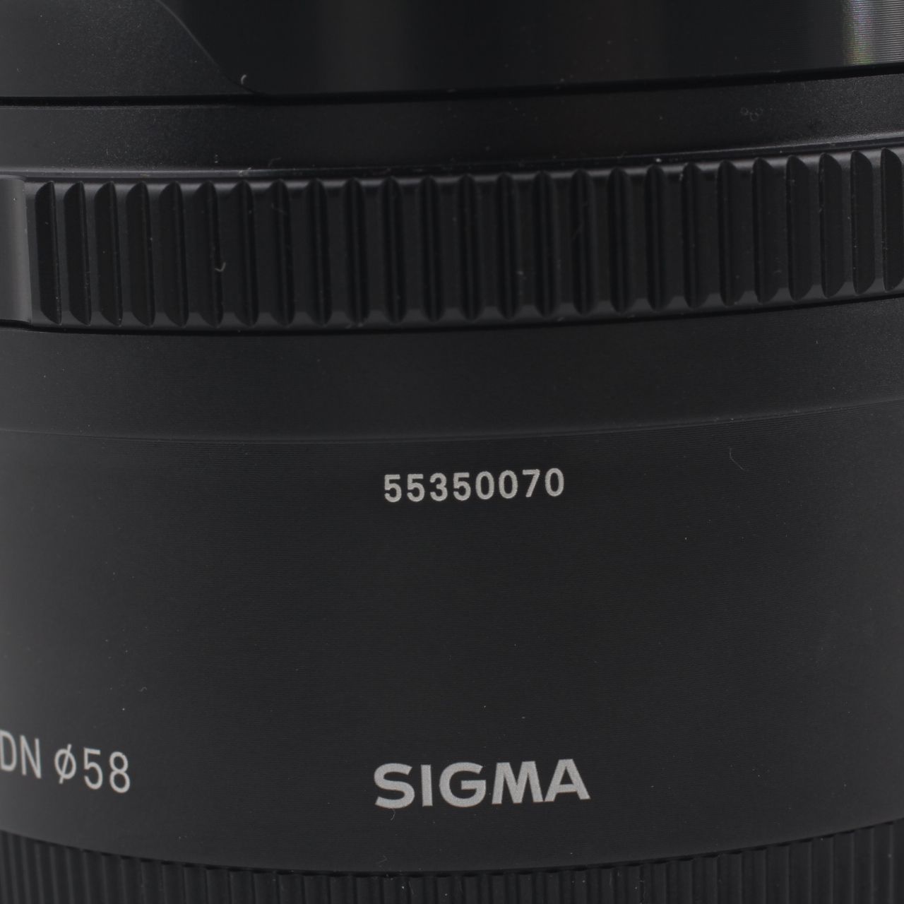 ■ほぼ新品■SIGMA シグマ 単焦点レンズ 35mm F2 DG DNソニー用 □ほぼ新品□ SIGMA シグマ 単焦点レンズ 35mm F2 DG DNソニー用