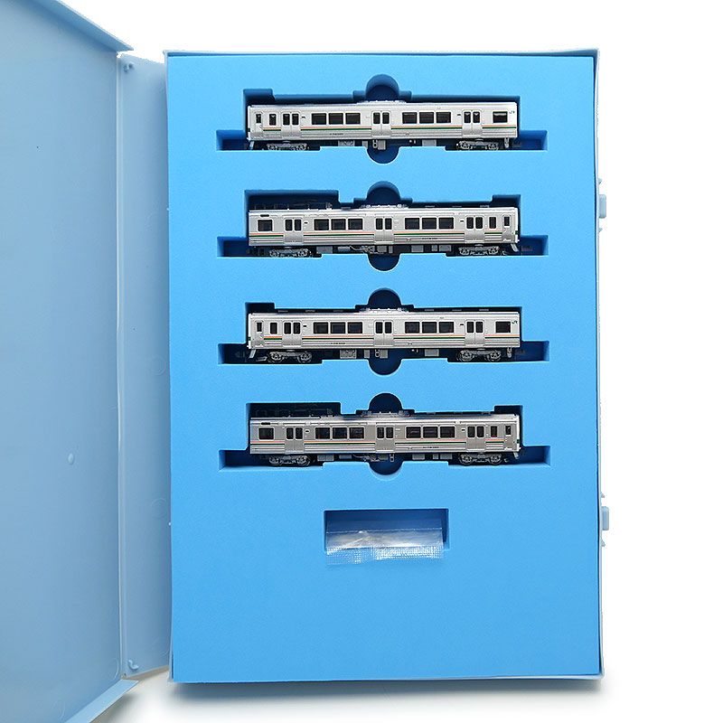 絵画 （A） 真作 岡本肇 油彩「冨士新雪」画寸F8 岡山県出身 東光会委員