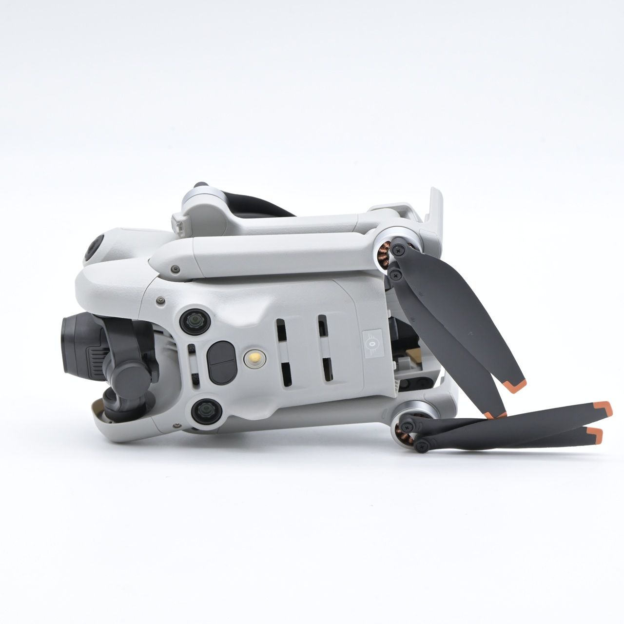 DJI ディージェーアイ