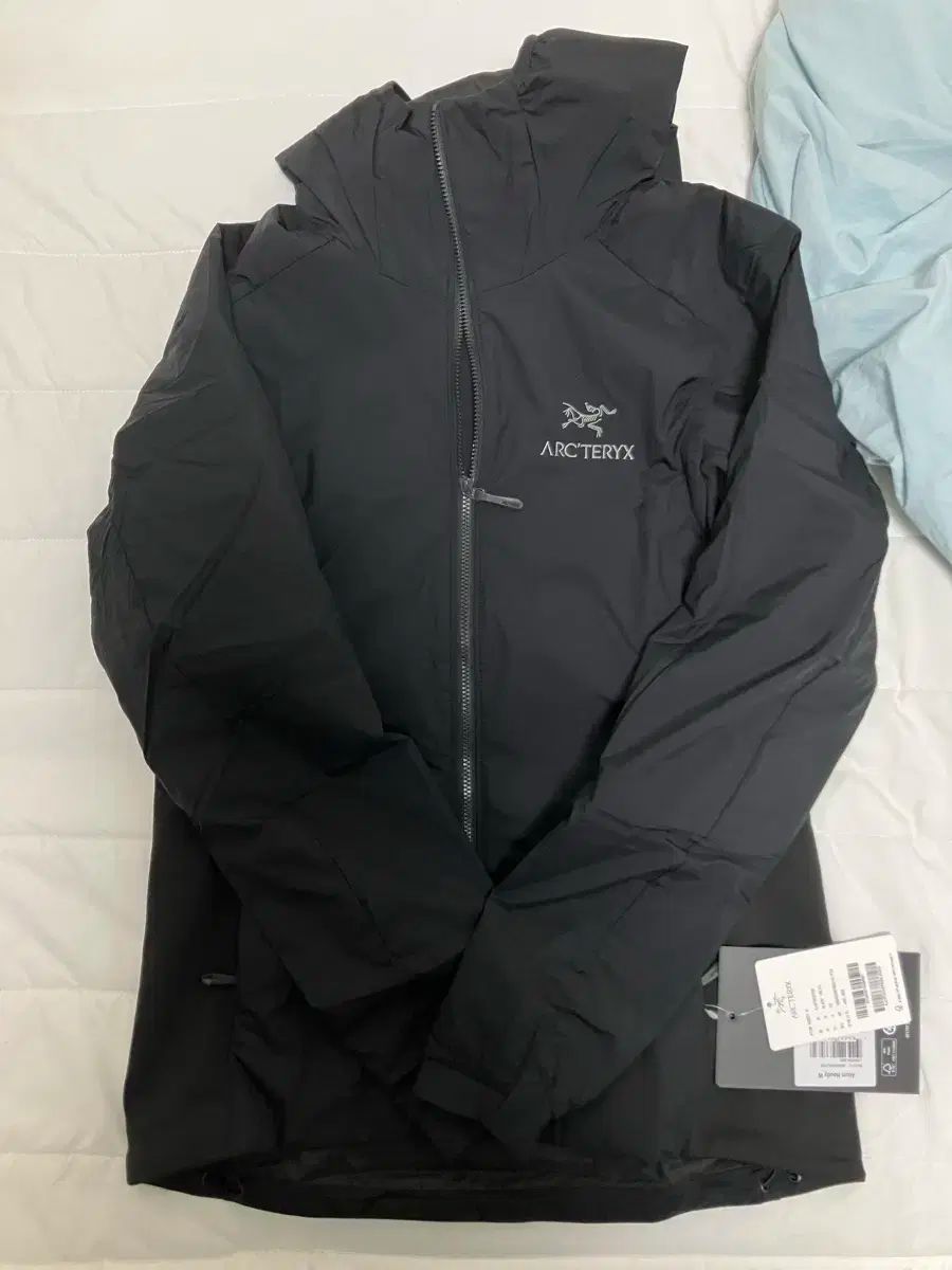 w アークテリクス Atom アトム フーディー パーカー ブラック xs レディース