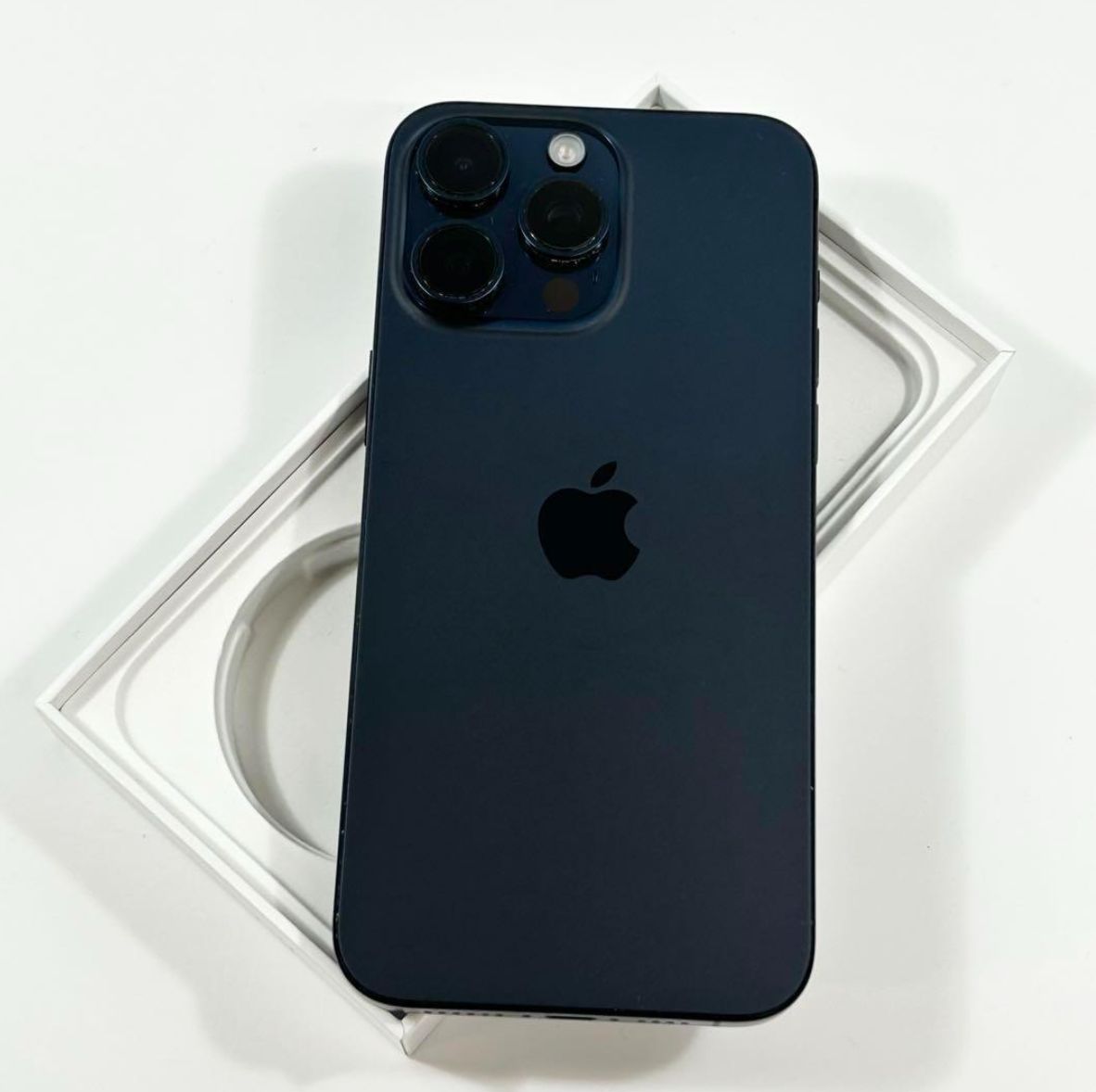 ❗️最終お値下げ❗️ iPhone15 SIMフリー　ブラック　バッテリー残量92% バッテリー92% iPhone 15 Pro Max 1024gb SIMフリー - メルカリ