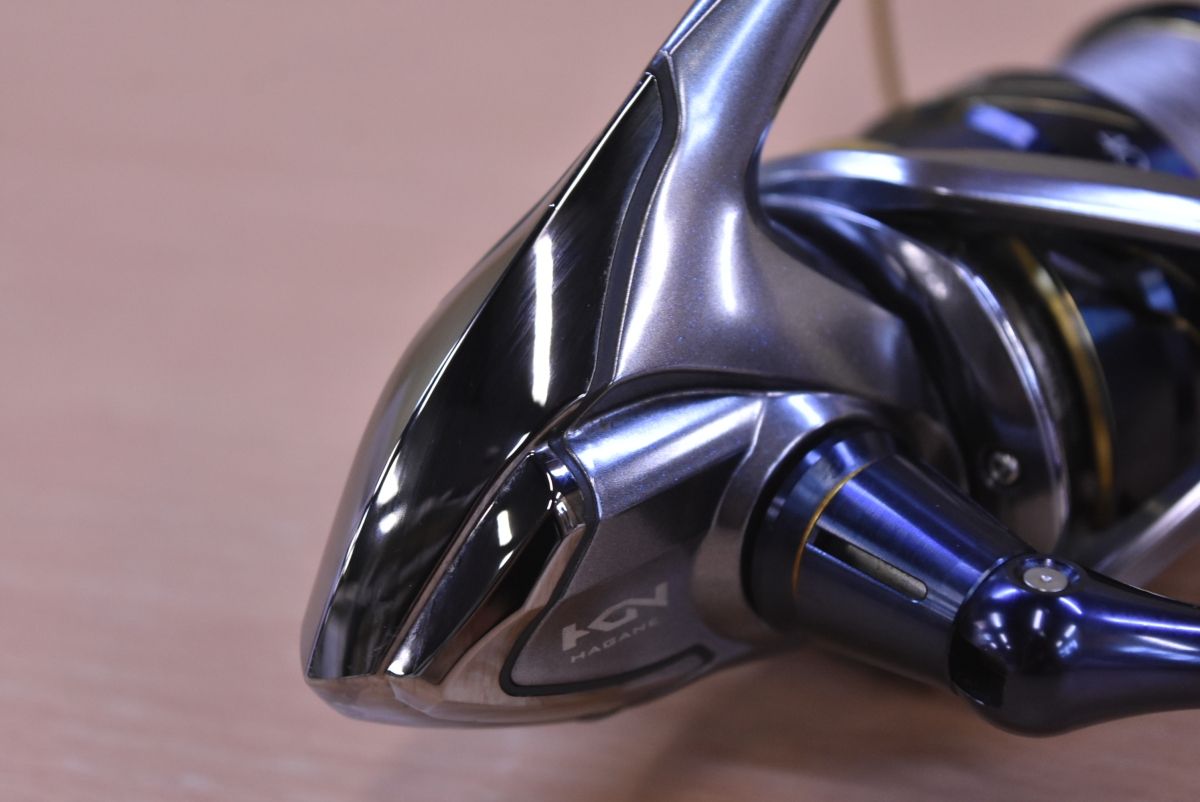 スピニングリール