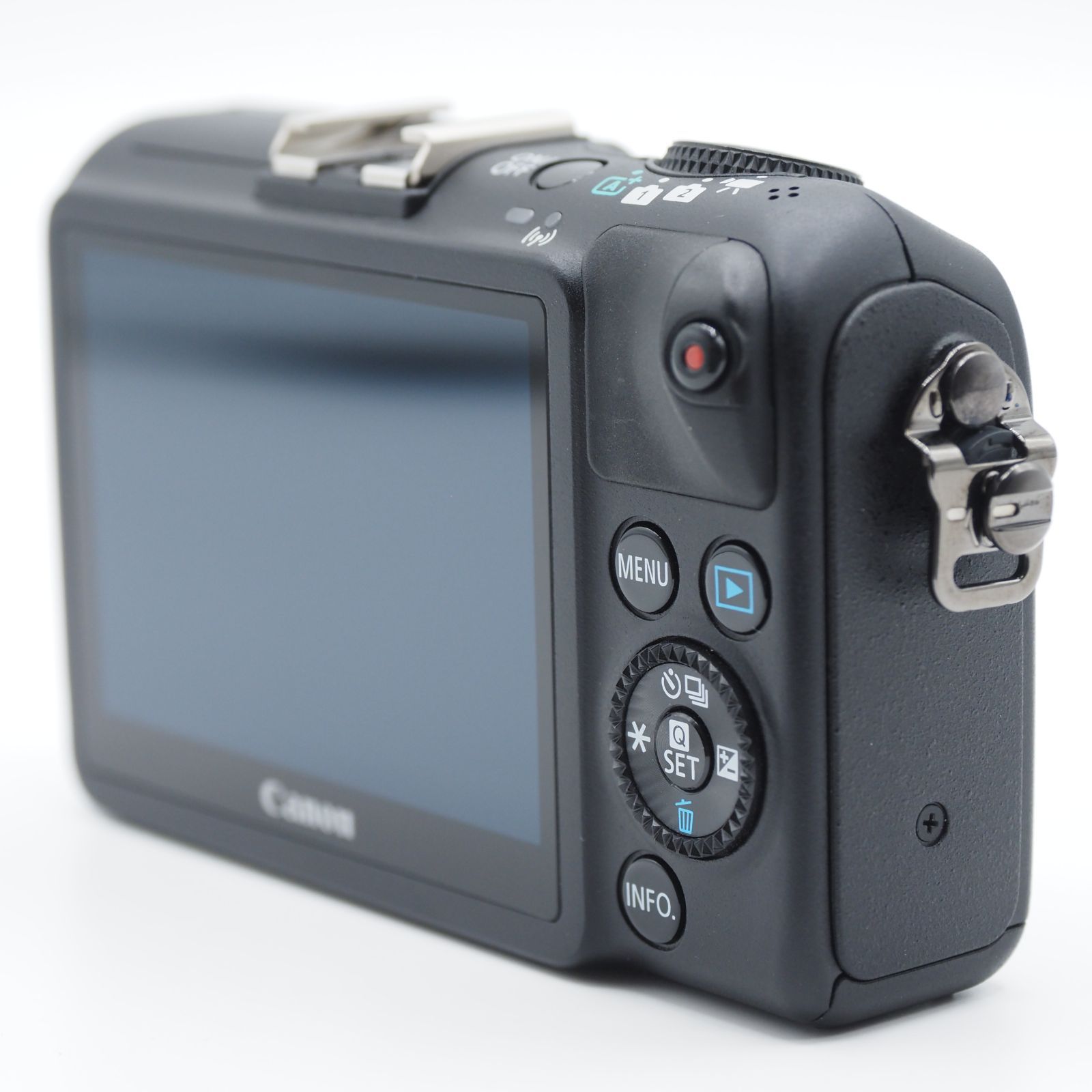 ☆新品級☆ Canon キヤノン ミラーレス一眼カメラ EOS M2 ボディ