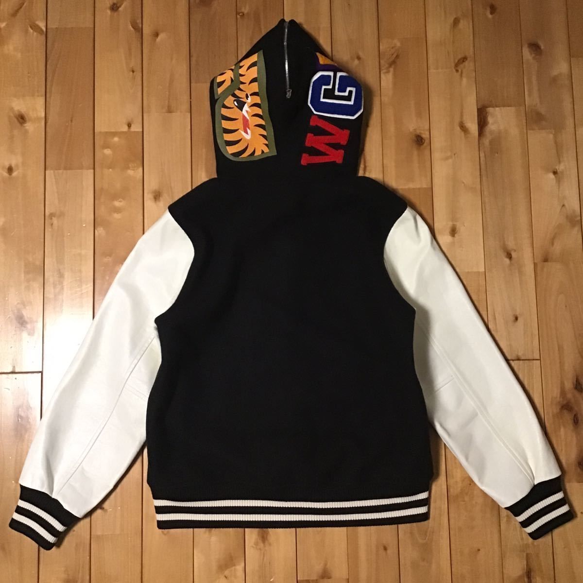青山限定 袖レザー シャークパーカー スタジャン BAPE shark ベイプ 