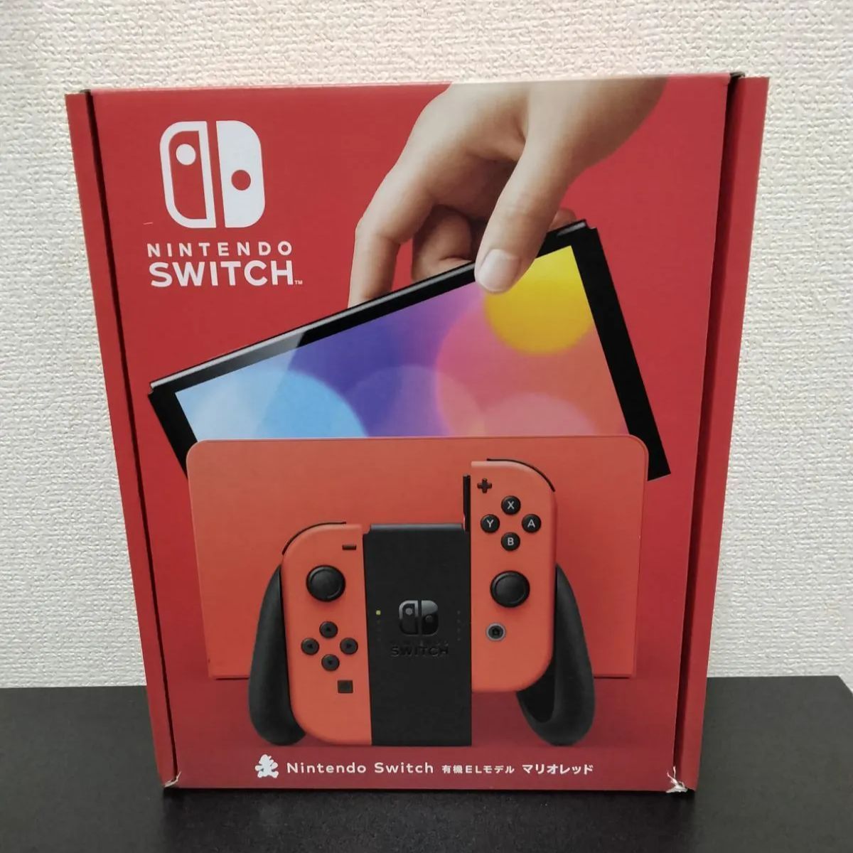 Nintendo Switch(有機ELモデル) マリオレッド +【任天堂ライセンス商品】貼りやすい液晶保護フィルムピタ貼り 2個セット